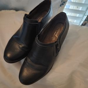 Natural Soul leather booties